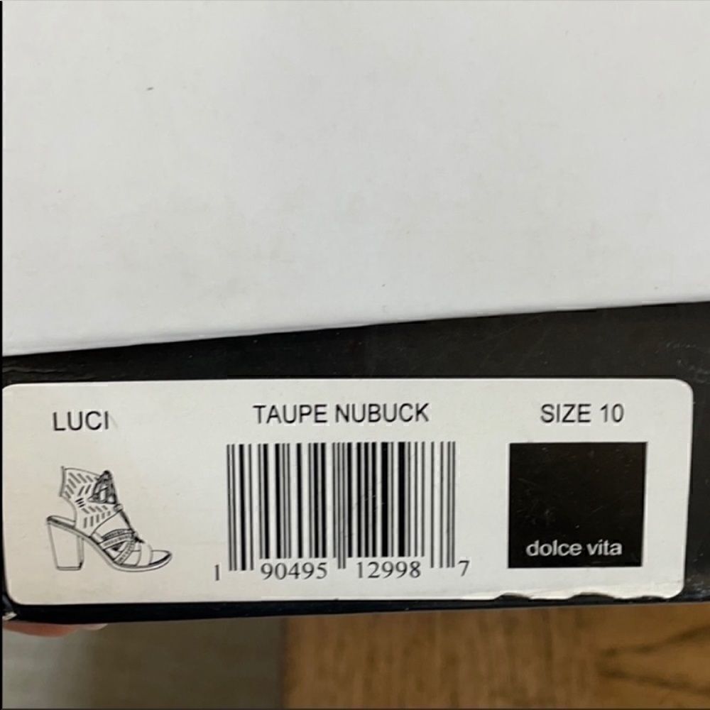 DOLCE VITA STRAPPY NUBUCK SANDALS.  NEW. - Picture 8 of 11